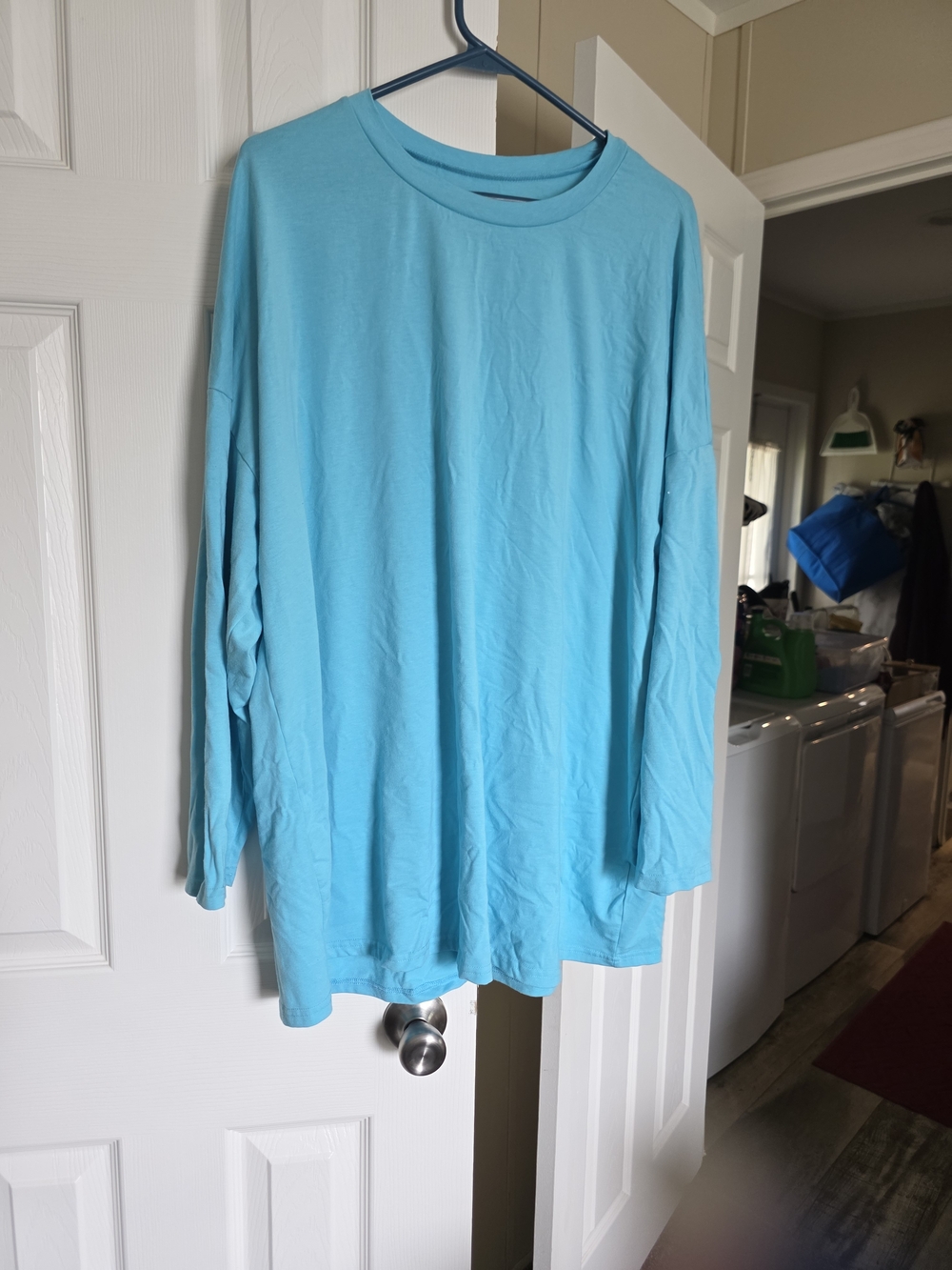 Light Blue Long-Sleeve Men's Crewneck Shirt